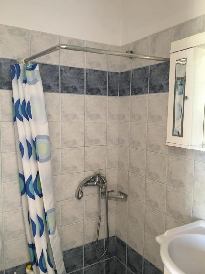 Eugenia Travasarou Sea View Appartments 酒店 3*