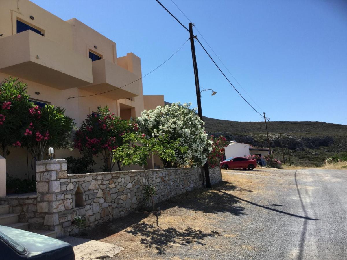 Eugenia Travasarou Sea View Appartments Hotel Diakofti