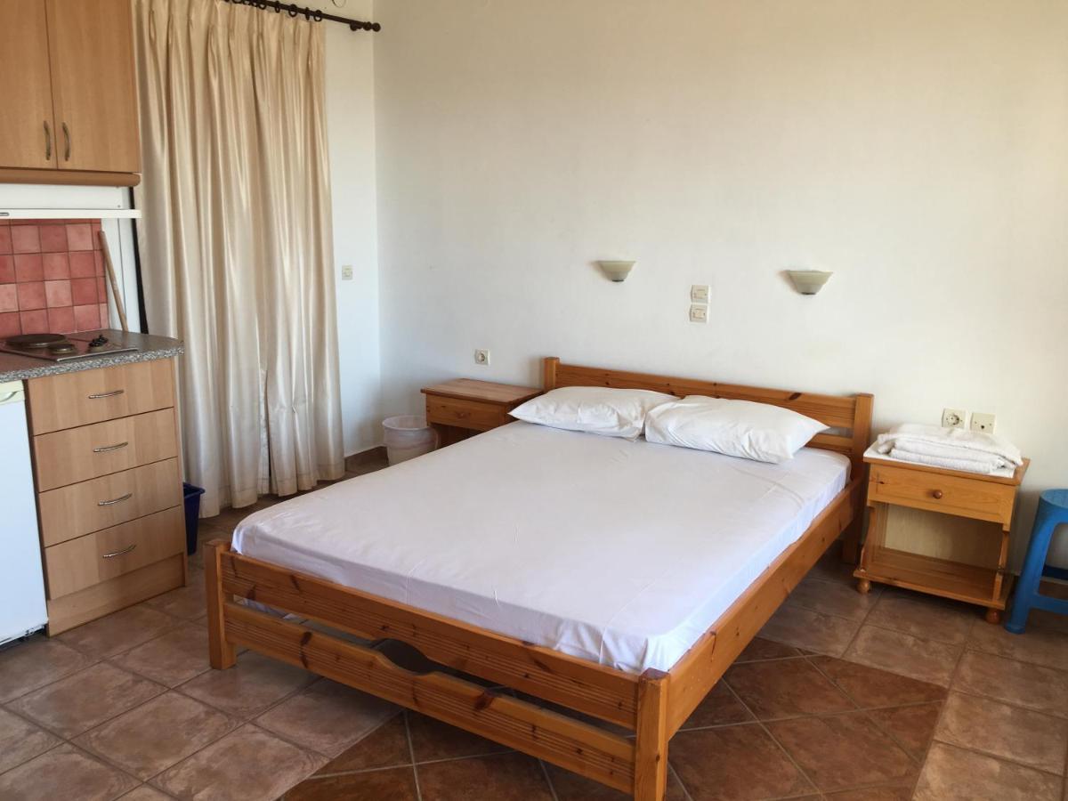 Eugenia Travasarou Sea View Appartments Diakofti